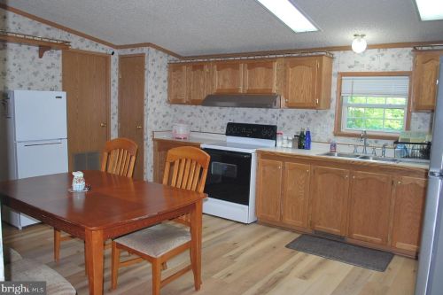 94 Vasilios Dr, Carlisle PA  17015-9012 exterior