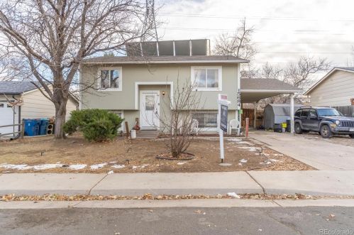 15684 Bails Dr, Denver, CO 80017-5027