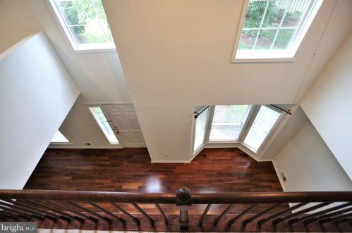 24 Dorset Ct, Princeton NJ  08540-7054 exterior