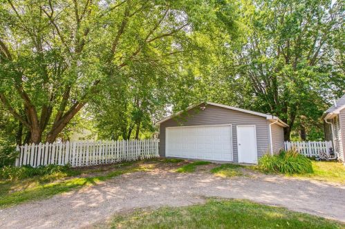 3330 Centerville Rd, Saint Paul MN  55127-5015 exterior