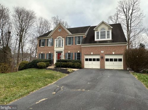 15176 Windy Hollow Cir, Gainesville, VA 20155-2847