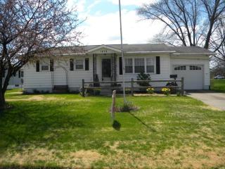 1838 Beacon St, Lancaster, OH 43130-2114
