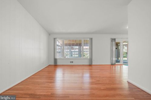 13110 Fernedge Rd, Silver Spring MD 20906-5302 exterior