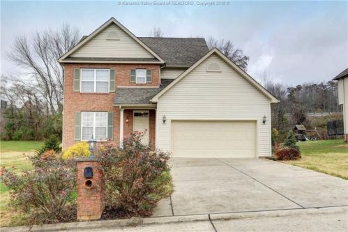 4026 Farmington Dr, Hurricane WV  25526-8756 exterior