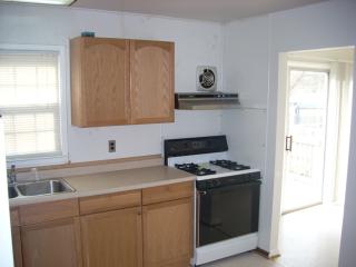 13306 Keystone Dr, Woodbridge VA  22193-5213 exterior