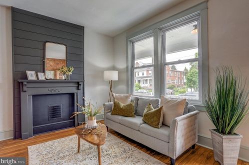 313 Ross St, Lancaster PA  17602-1941 exterior