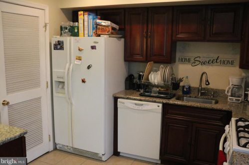 1156 33 St, Camden NJ  08105-4305 exterior