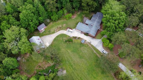 60 Strong Rd, Newnan, GA 30263-4248