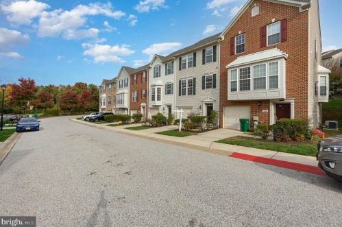 9448 Birdhouse Cir, Columbia, MD 21046-3174