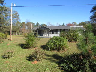 95 Fairground Rd, Lexington, GA 30648-2016