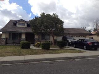 2323 Via Bello Dr, Rialto, CA 92377-3591