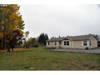 902 Mill St, Cove, OR 97824-8780