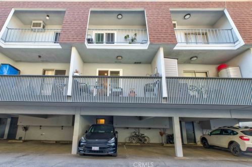 707 Orange Grove Ave, Glendale CA  91205-1742 exterior