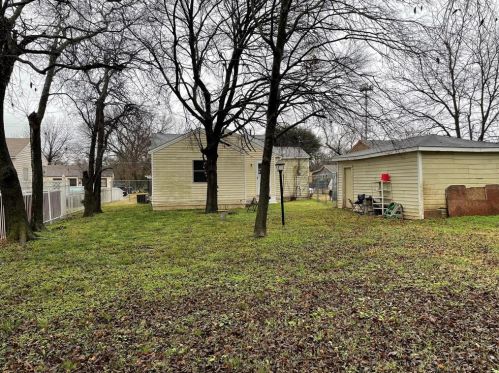 2745 Canary Dr, Dallas TX  75216-4728 exterior