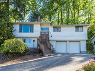 6692 Oakridge Dr, Gladstone OR  97027-1347 exterior