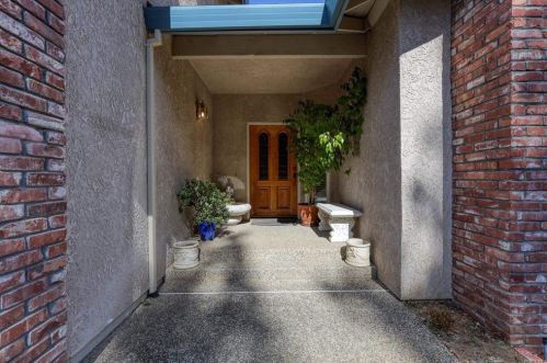 171 Chambersburg Way, Folsom, CA 95630-6557
