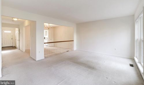 7722 Bristol Sq Ct, Springfield VA  22153-3120 exterior