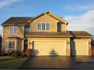 7868 Drake Rd, Saint Paul, MN 55125-1445