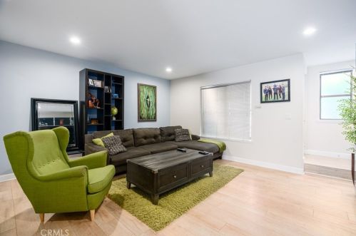 2208 Broadway, Santa Ana, CA 92706-2640