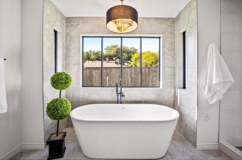 1118 Wiltshire Dr, Carrollton TX 75007-4810 exterior