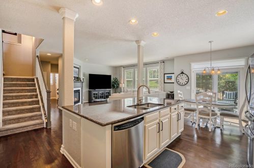 24662 Ontario Dr, Aurora CO 80016-4125 exterior