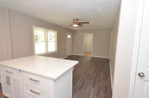 231 Maple St, Atlanta GA  30354-1205 exterior