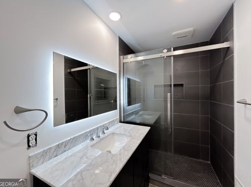 180 Lydia Dr, Atlanta GA  30315-8416 exterior