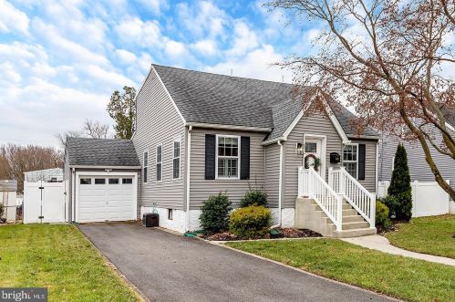 1322 Kings Hwy, Haddon Heights, NJ 08035-1222