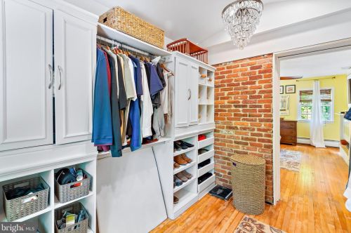 12201 Remington Dr, Silver Spring MD 20902-1533 exterior