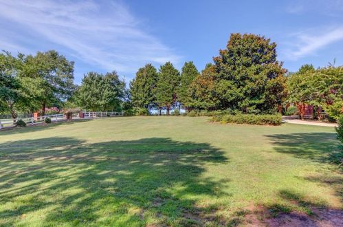 1310 Grapevine Trl, Monroe GA  30656-4513 exterior