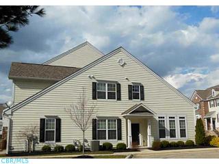 1026 Santana St, Columbus, OH 43235-6722