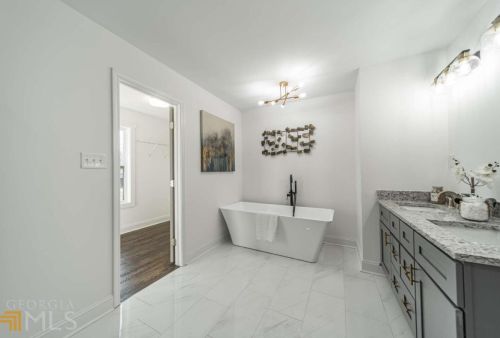 681 Ferris St, Atlanta GA  30310-2263 exterior
