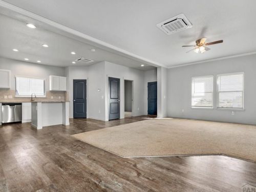 1433 Dailey Dr, Pueblo CO  81007-1239 exterior