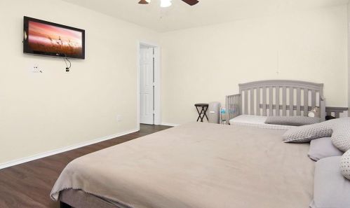 5316 Driftway Dr, Fort Worth TX  76135-1411 exterior