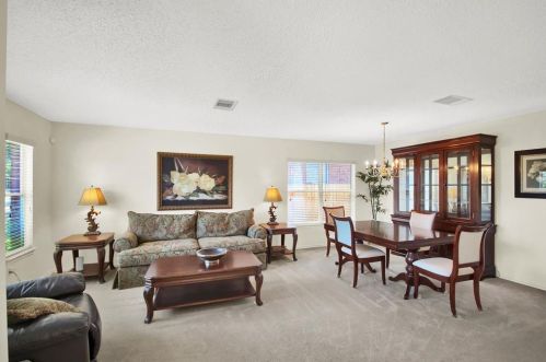1423 Bradbury Ln, Austin, TX 78753-7303