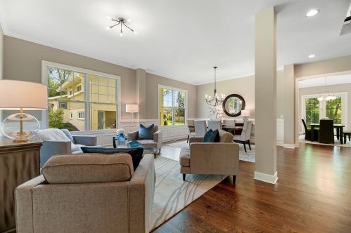 228 Laird St, Naperville, IL 60540-4335