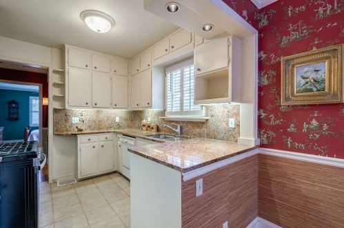 380 Hascall Rd, Atlanta GA  30309-2224 exterior
