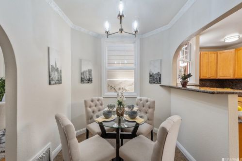 1306 Gilman Ave, San Francisco CA 94124-3243 exterior