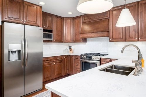 2108 Stone Hollow Ct, Marietta, GA 30062-6360