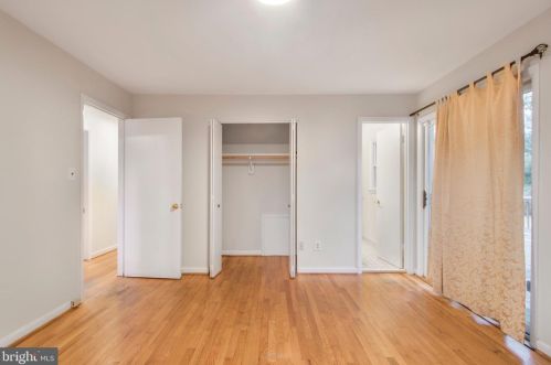 6480 Gainer St, Annandale, VA 22003-2104