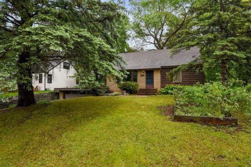 2748 Churchill St, Saint Paul MN  55113-2045 exterior