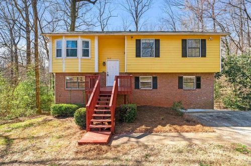 2613 Lewfield Cir, Atlanta GA  30316-3963 exterior