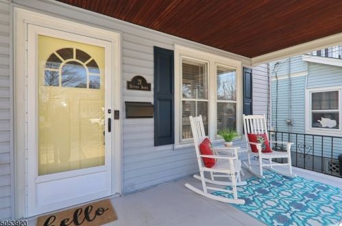 21 Retford Ave, Cranford, NJ 07016-2840