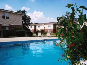 1035 Comanchee Trl, Cayce-West Columbia SC  29169-7010 exterior