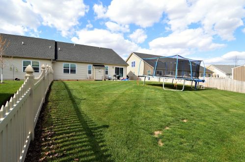25941 Timber Ridge Dr, Minooka, IL 60410-5576