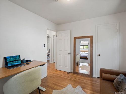 3472 Elm St, Denver CO  80207-0019 exterior