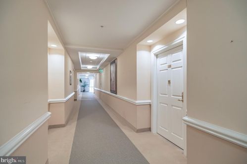 2305 Windrow Dr, Princeton, NJ 08540-5020