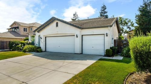 1272 London Ave, Manteca, CA 95336-7084