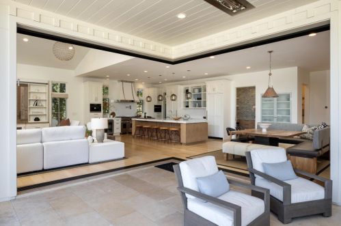 1475 Country Clb Dr, Los Altos CA 94024-5904 exterior