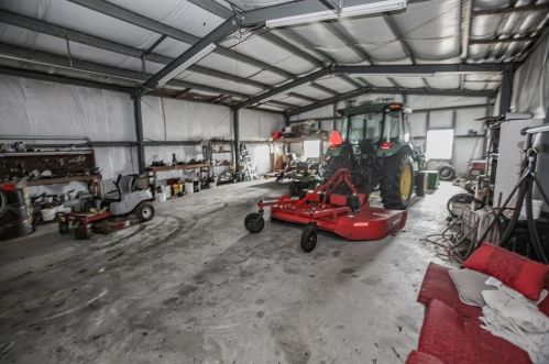 1500 Shanks Rd, Angleton TX 77515-9188 exterior